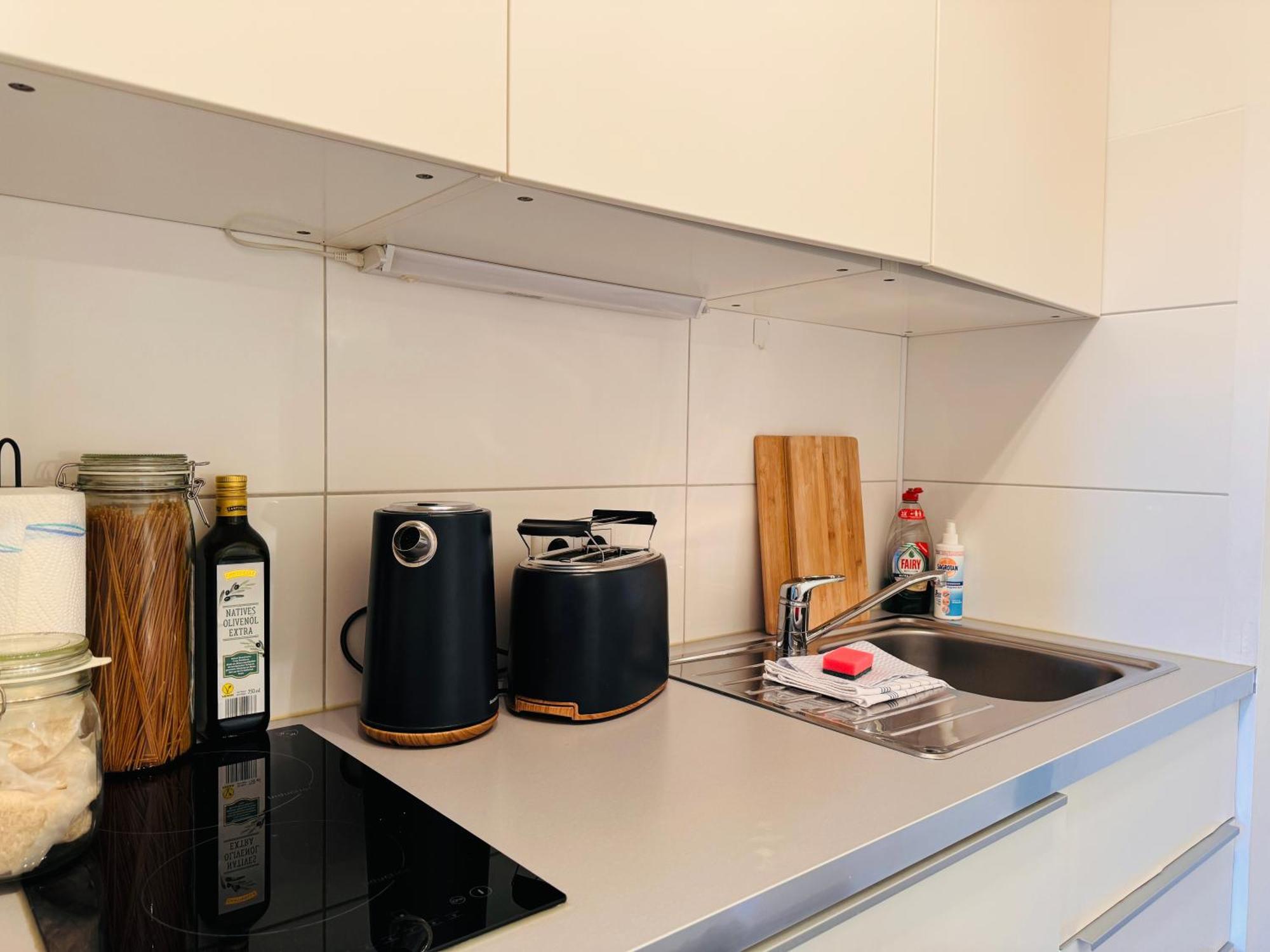 Klassen Stay - Designer Altbau Apartment Mit 2 Zimmer - Naehe Zentrum Und Rhein コブレンツ エクステリア 写真