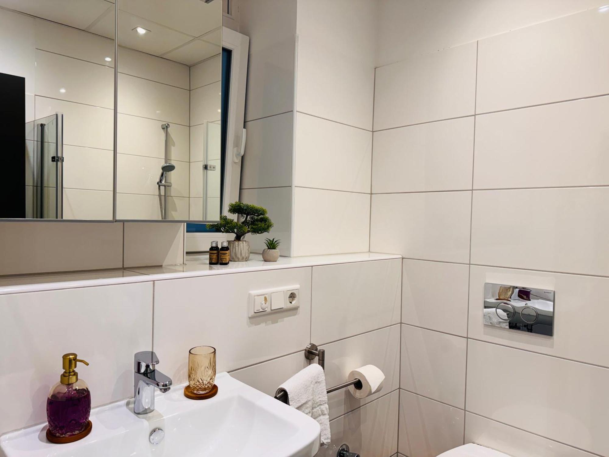 Klassen Stay - Designer Altbau Apartment Mit 2 Zimmer - Naehe Zentrum Und Rhein コブレンツ エクステリア 写真